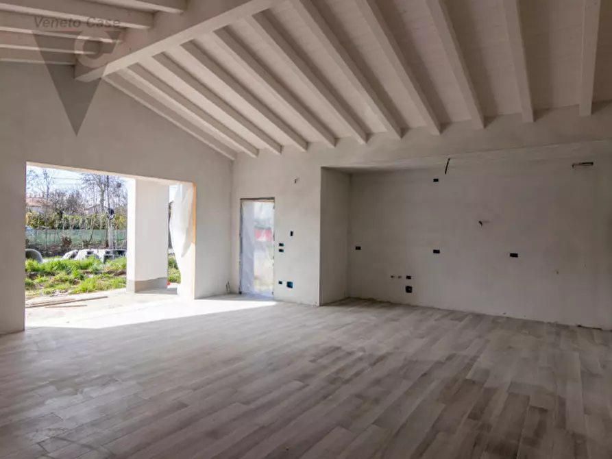 Immagine 8 di Casa indipendente in vendita  a Legnaro