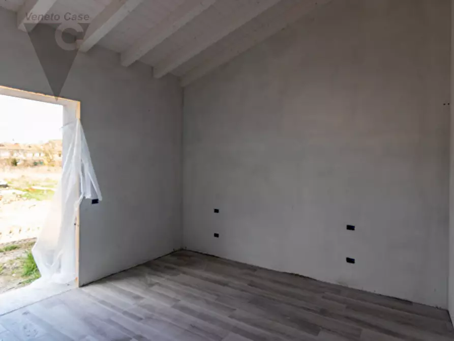Immagine 13 di Casa indipendente in vendita  a Legnaro