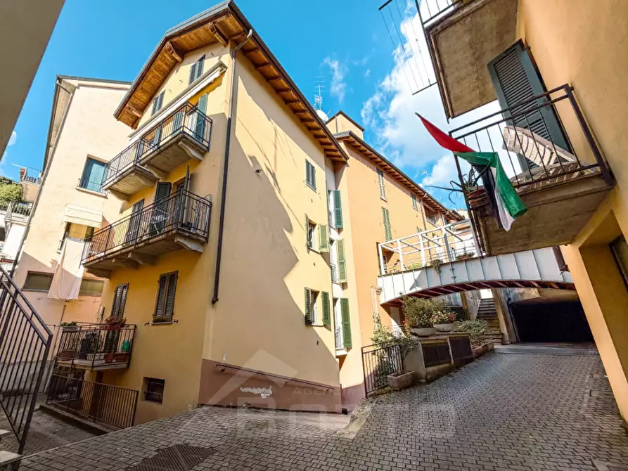 Immagine 3 di Appartamento in vendita  in Via Giuseppe Mazzini 31 a Omegna