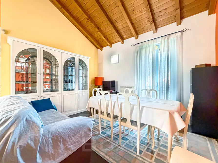 Immagine 8 di Appartamento in vendita  in Via Giuseppe Mazzini 31 a Omegna