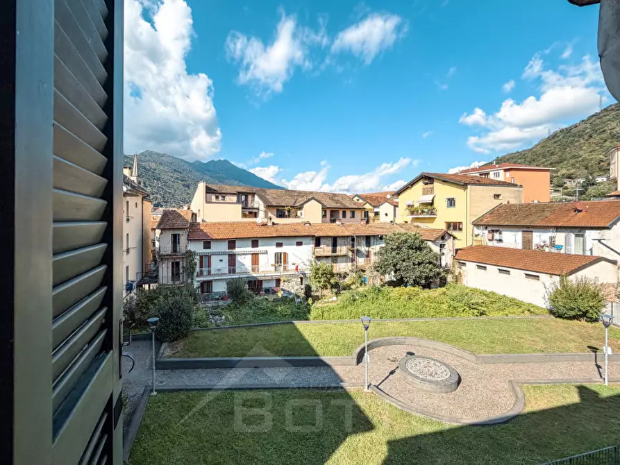 Immagine 10 di Appartamento in vendita  in Via Giuseppe Mazzini 31 a Omegna