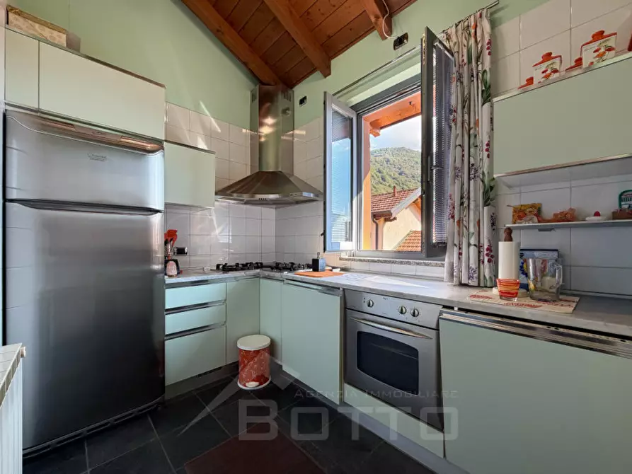 Immagine 12 di Appartamento in vendita  in Via Giuseppe Mazzini 31 a Omegna