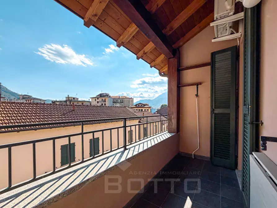 Immagine 23 di Appartamento in vendita  in Via Giuseppe Mazzini 31 a Omegna