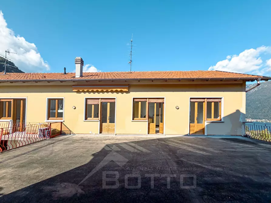 Immagine 11 di Appartamento in vendita  in Via Valle Sesia a Nonio