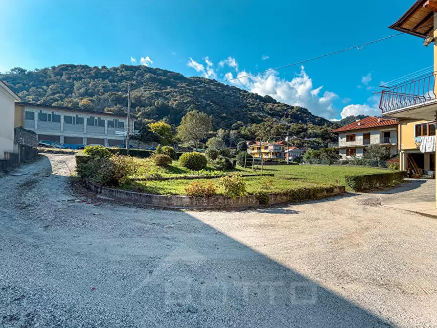 Immagine 27 di Appartamento in vendita  in Via Valle Sesia a Nonio