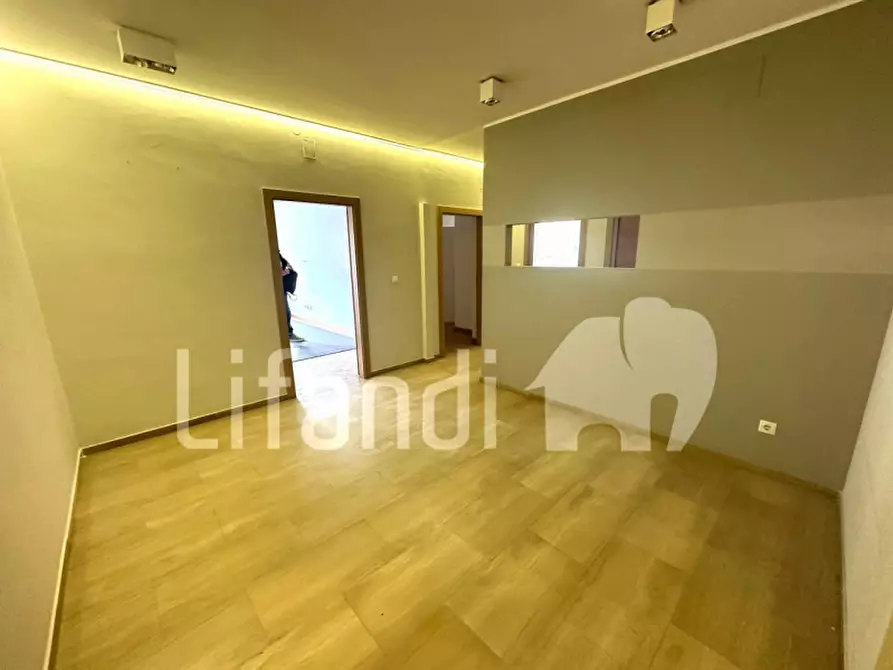 Immagine 11 di Appartamento in vendita  in Theaterplatz - Piazza Teatro a Merano .Meran.