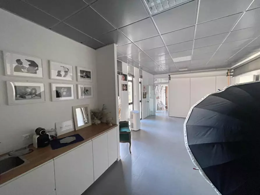 Immagine 4 di Appartamento in vendita  in Via Palmiro Togliatti a Ancona