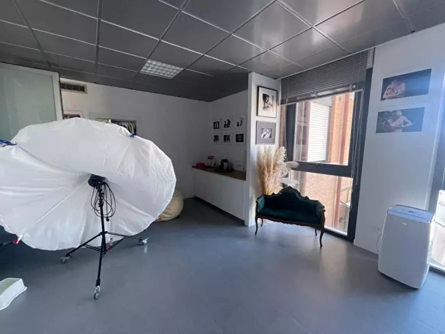 Immagine 9 di Appartamento in vendita  in Via Palmiro Togliatti a Ancona