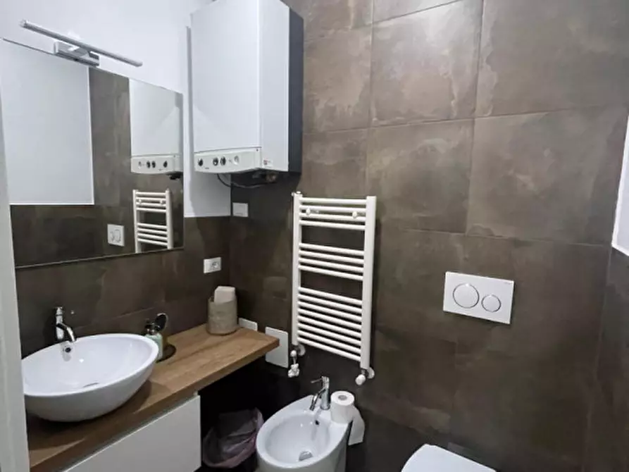 Immagine 11 di Appartamento in vendita  in Via Palmiro Togliatti a Ancona