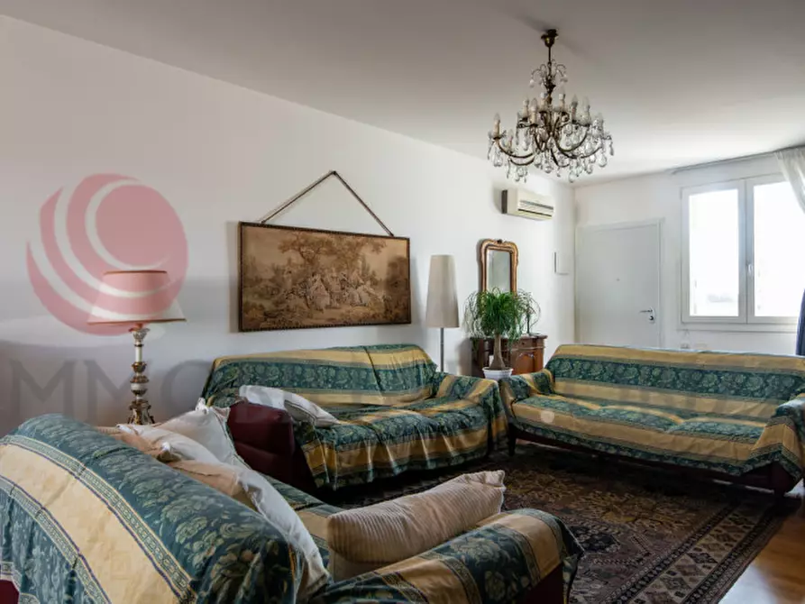 Immagine 8 di Appartamento in vendita  in Via Makallè a Padova