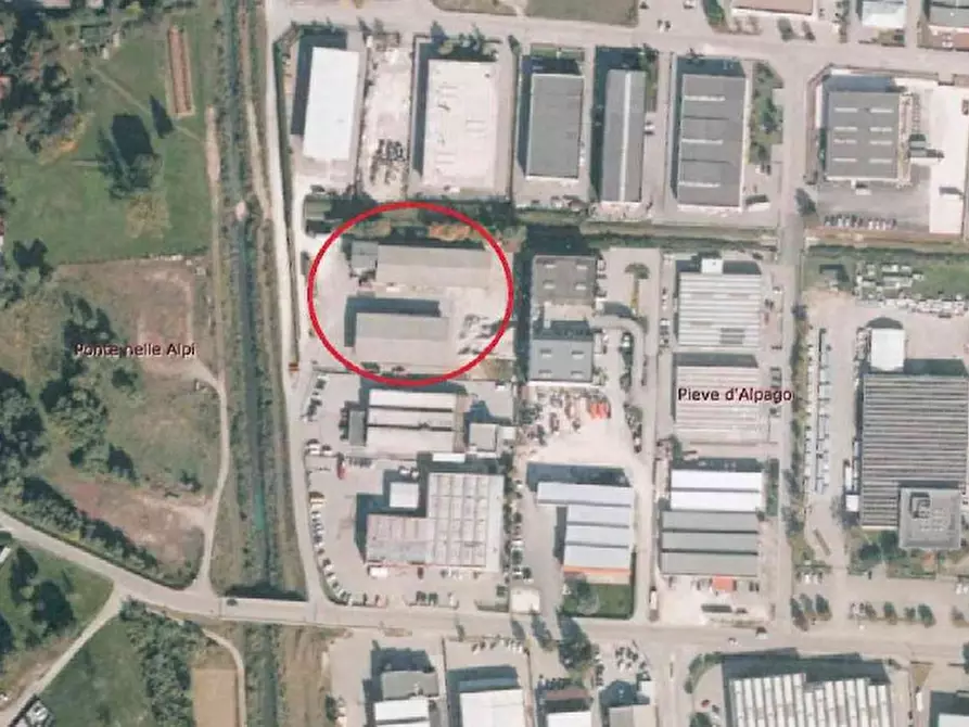 Immagine 9 di Capannone industriale in vendita  in Viale del Lavoro, 60 a Alpago