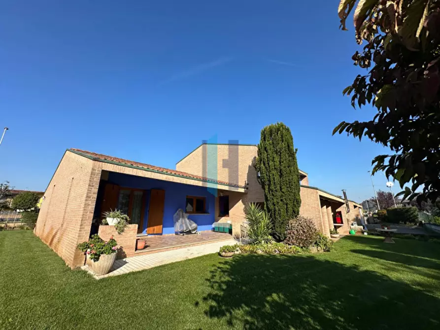 Immagine 13 di Villa in vendita  in VIA PUGLIA a Leno