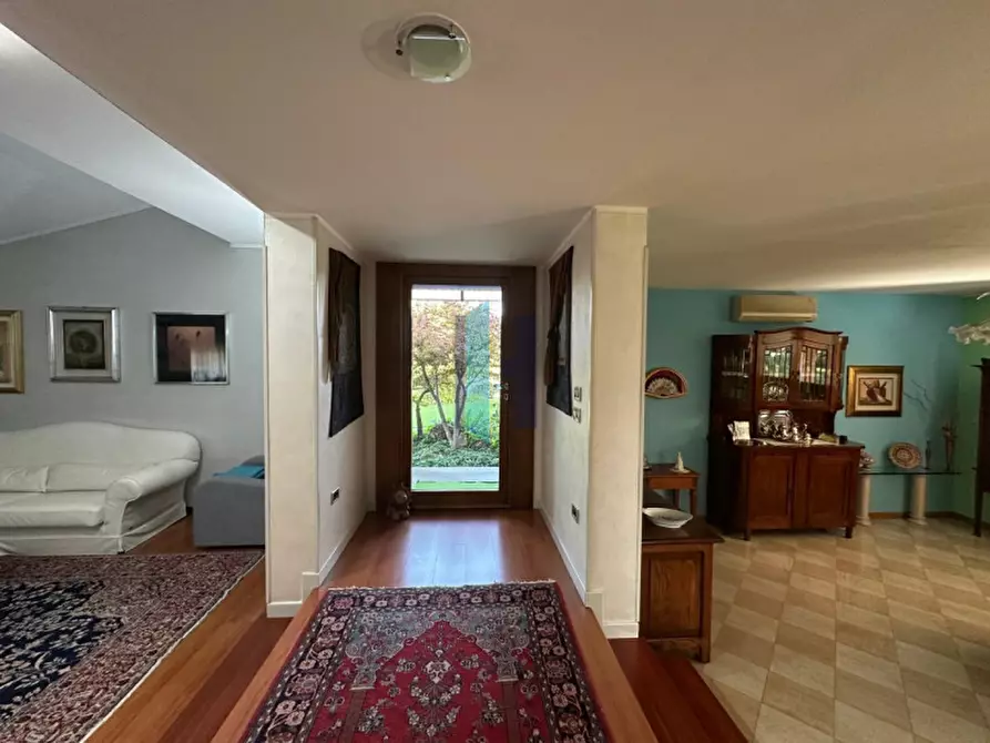 Immagine 22 di Villa in vendita  in VIA PUGLIA a Leno