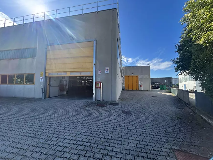 Immagine 2 di Capannone industriale in affitto  in Via Alessandro Volta a Veggiano