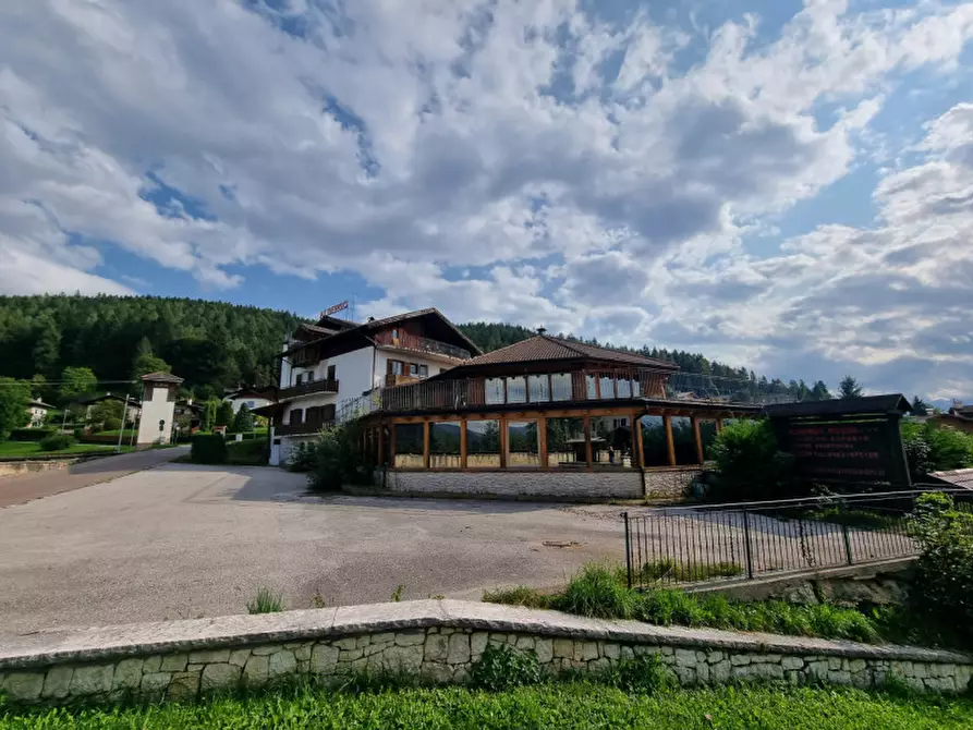 Immagine 3 di Hotel in vendita  a Amblar-Don