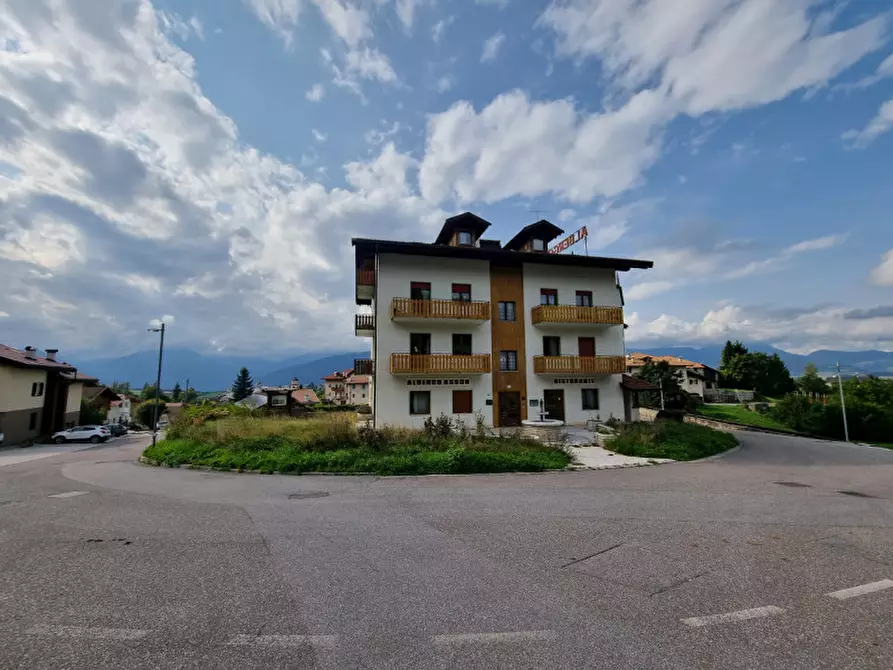 Immagine 7 di Hotel in vendita  a Amblar-Don