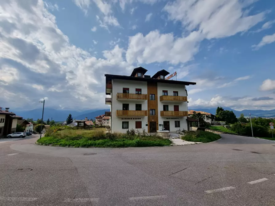 Immagine 8 di Hotel in vendita  a Amblar-Don