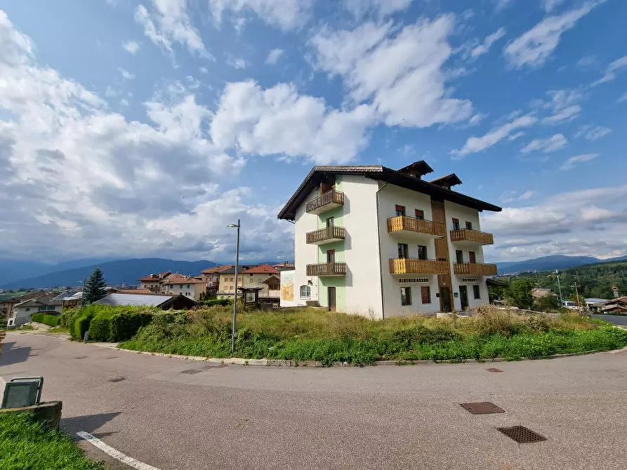 Immagine 9 di Hotel in vendita  a Amblar-Don