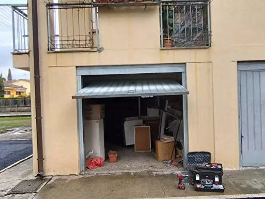 Immagine 15 di Appartamento in vendita  in VIA GRAMSCI 9 a Sommacampagna