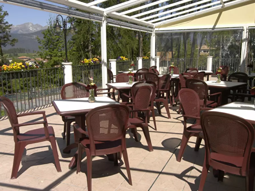 Immagine 21 di Attività commerciale in vendita  a Cavareno