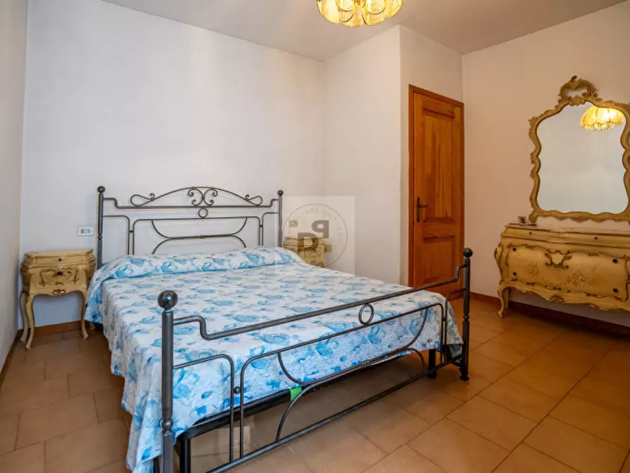 Immagine 4 di Appartamento in vendita  in vicolo del pozzo a Manerba Del Garda