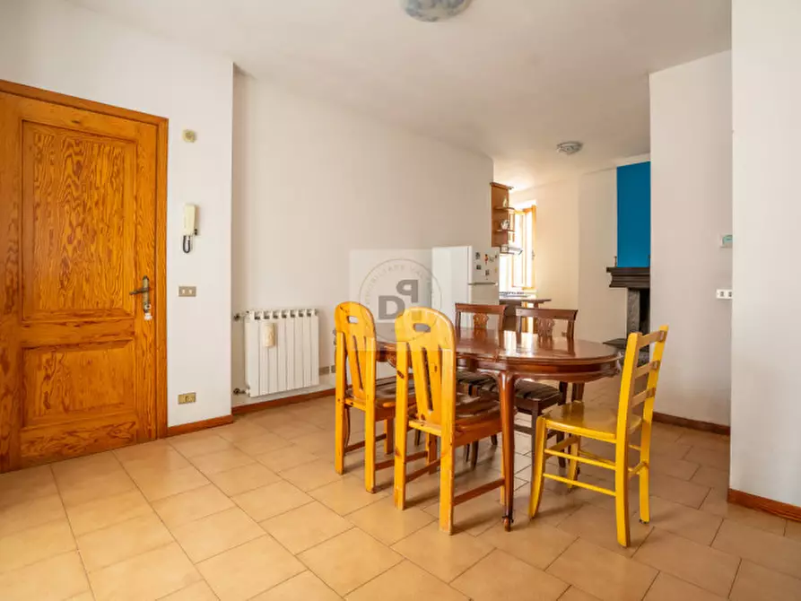 Immagine 6 di Appartamento in vendita  in vicolo del pozzo a Manerba Del Garda