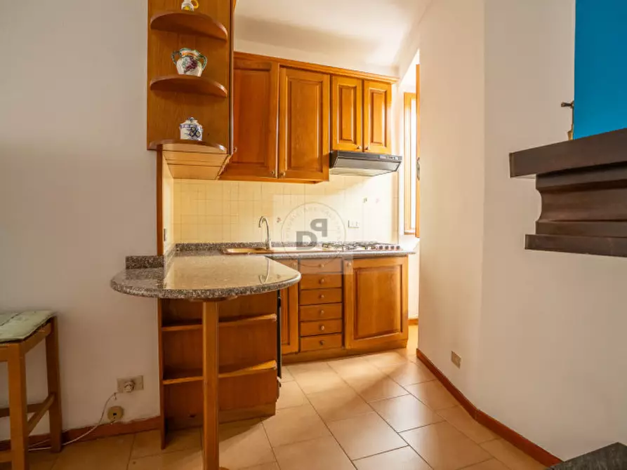 Immagine 9 di Appartamento in vendita  in vicolo del pozzo a Manerba Del Garda