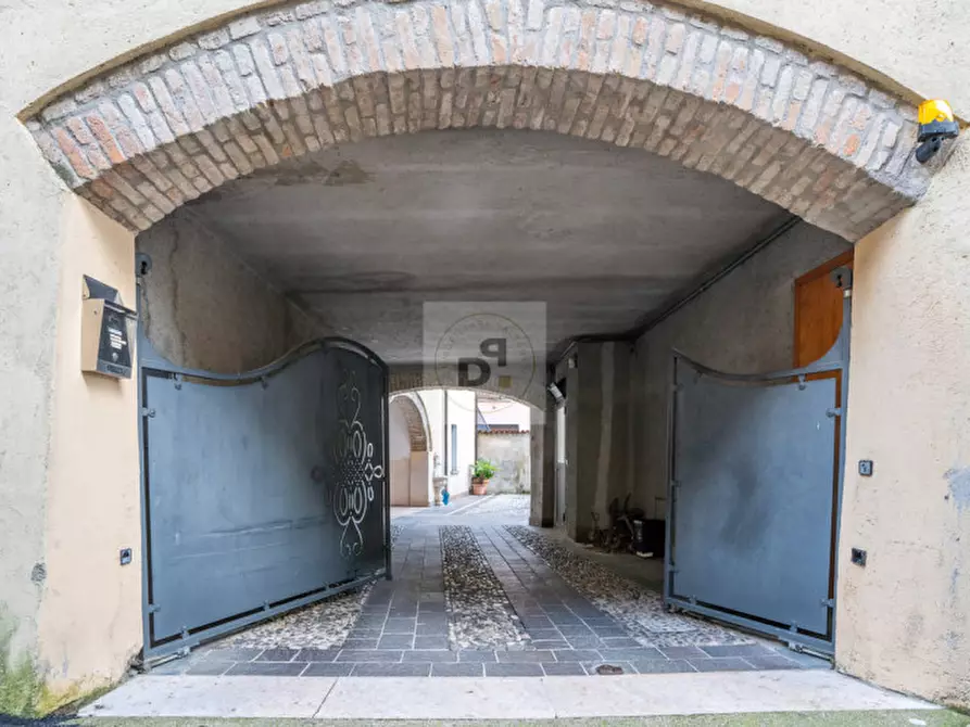 Immagine 16 di Appartamento in vendita  in vicolo del pozzo a Manerba Del Garda