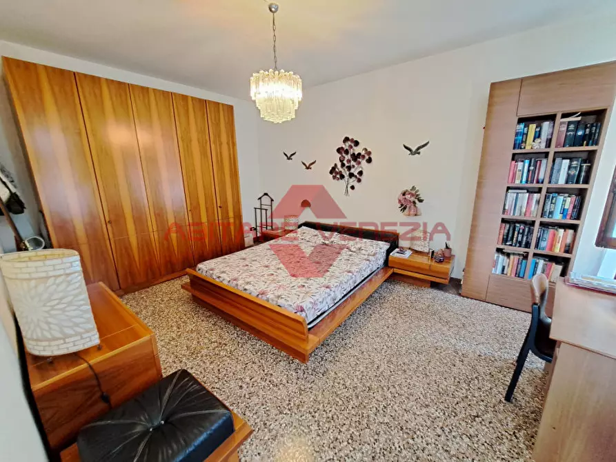 Immagine 13 di Casa indipendente in vendita  in Riva Giovanni Diacono a Venezia