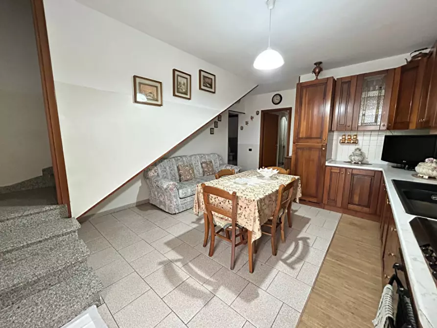 Immagine 13 di Villetta a schiera in vendita  in Via Pieve a Gualtieri