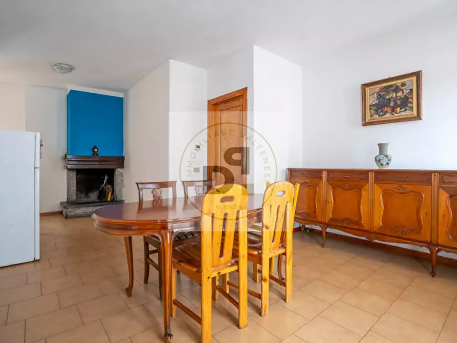 Immagine 5 di Casa bifamiliare in vendita  in Vicolo del Pozzo a Manerba Del Garda