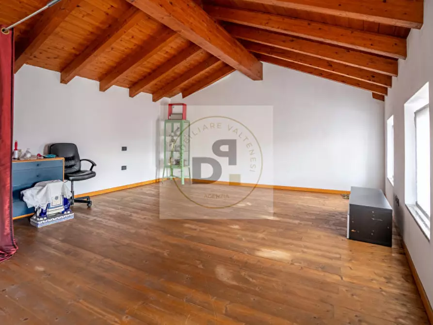 Immagine 22 di Casa bifamiliare in vendita  in Vicolo del Pozzo a Manerba Del Garda