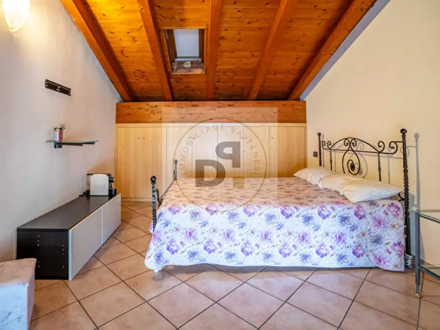 Immagine 27 di Casa bifamiliare in vendita  in Vicolo del Pozzo a Manerba Del Garda