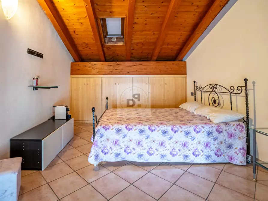 Immagine 21 di Bed & Breakfast in vendita  in Vicolo del Pozzo a Manerba Del Garda