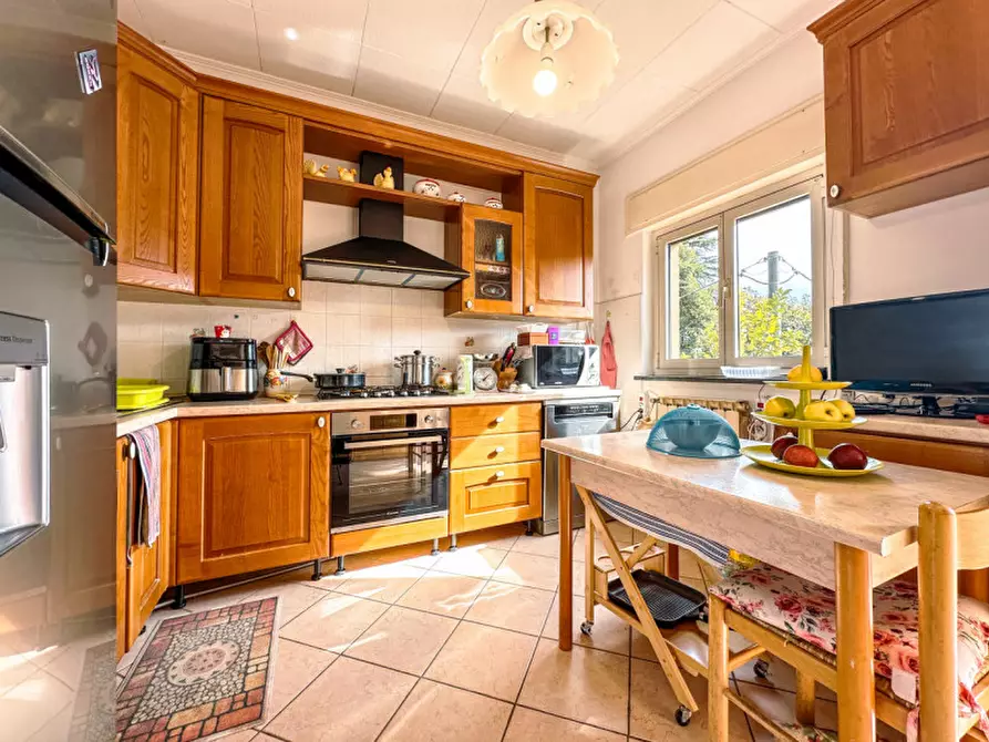 Immagine 10 di Casa indipendente in vendita  in corso risorgimento 395 a Ghiffa