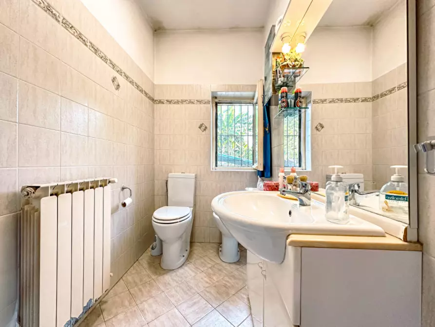 Immagine 20 di Casa indipendente in vendita  in corso risorgimento 395 a Ghiffa