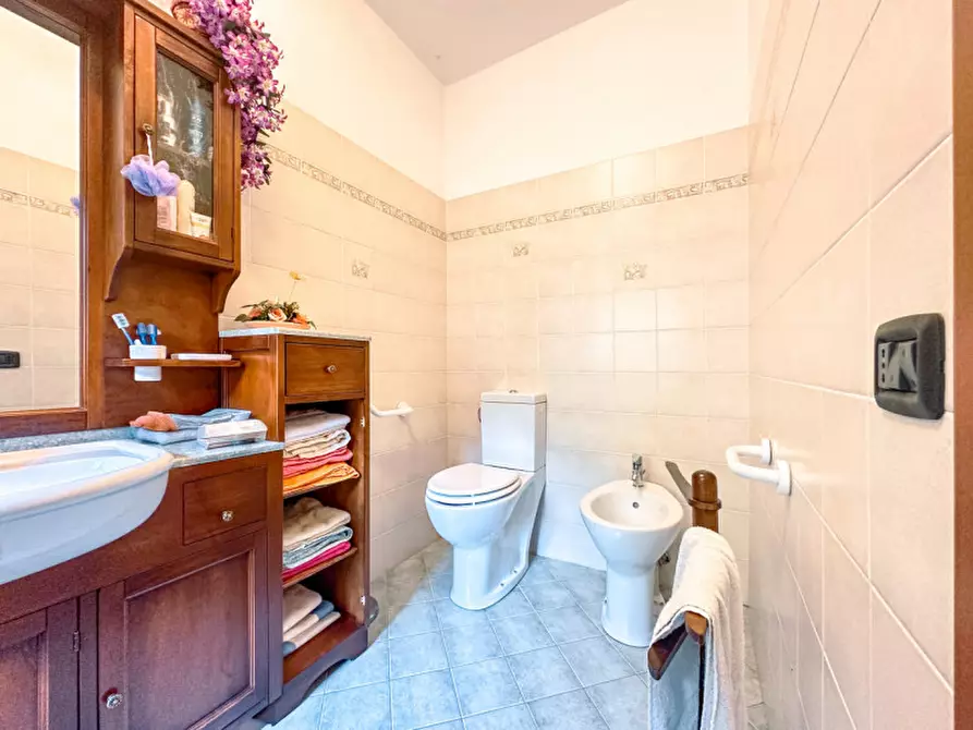 Immagine 22 di Casa indipendente in vendita  in corso risorgimento 395 a Ghiffa