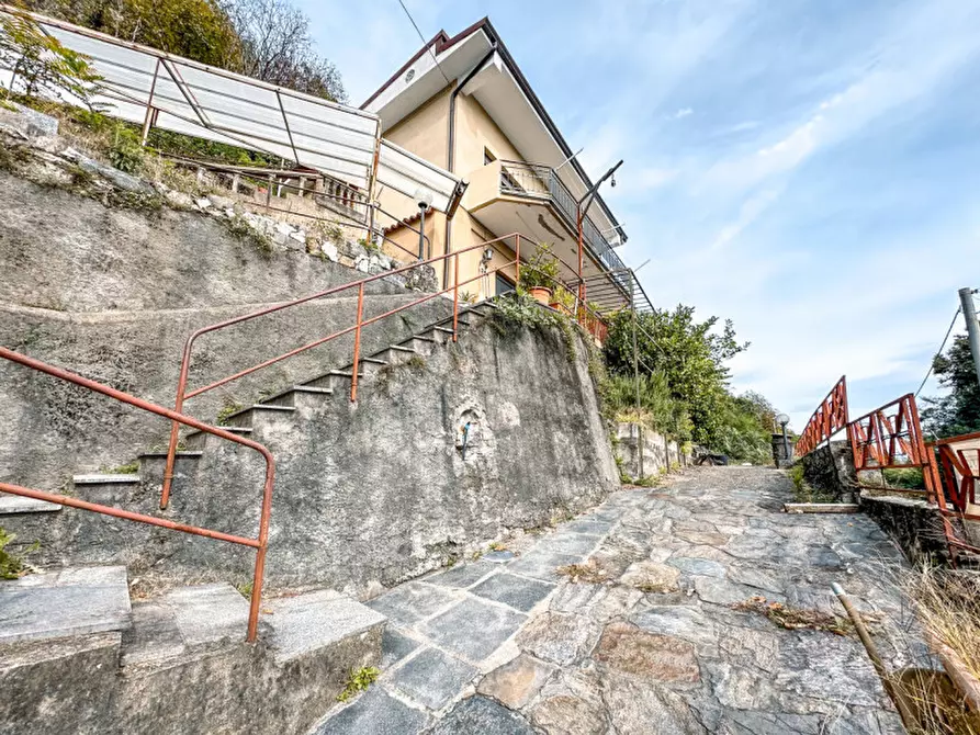 Immagine 34 di Casa indipendente in vendita  in corso risorgimento 395 a Ghiffa