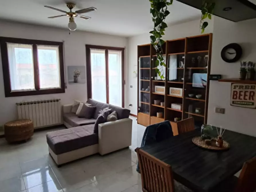 Immagine 1 di Appartamento in vendita  a Saonara