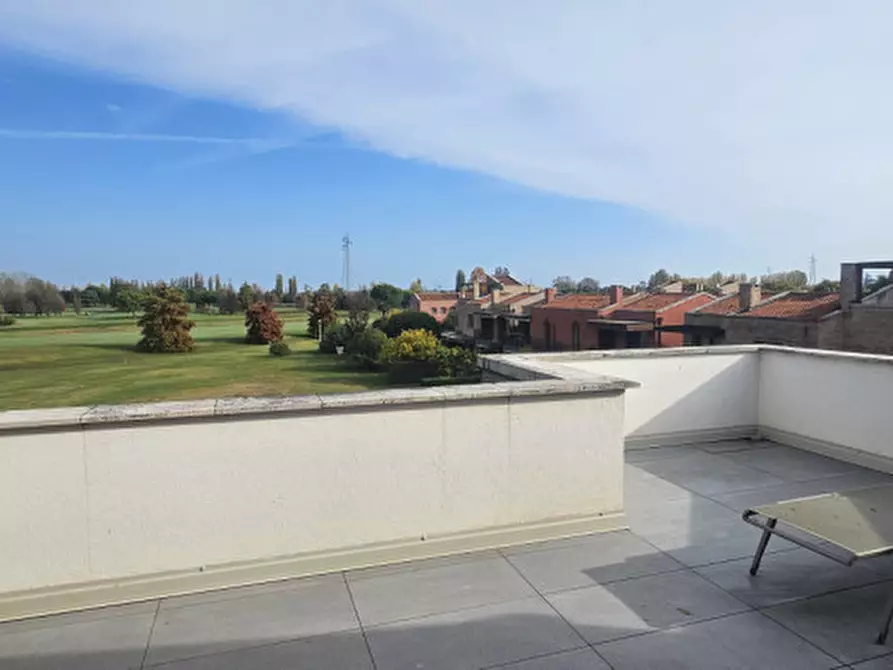 Immagine 25 di Villetta a schiera in vendita  in Via Peter Reichegger 25 a Jesolo