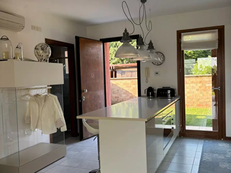 Immagine 32 di Villetta a schiera in vendita  in Via Peter Reichegger 25 a Jesolo