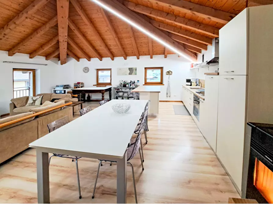 Immagine 2 di Appartamento in vendita  in Piazza Indipendenza a Ledro