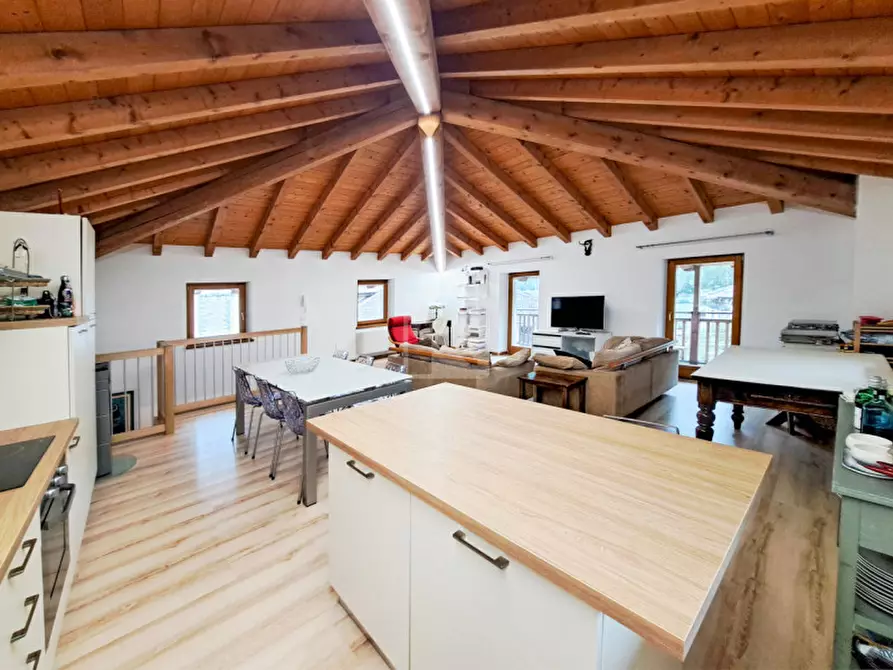 Immagine 4 di Appartamento in vendita  in Piazza Indipendenza a Ledro