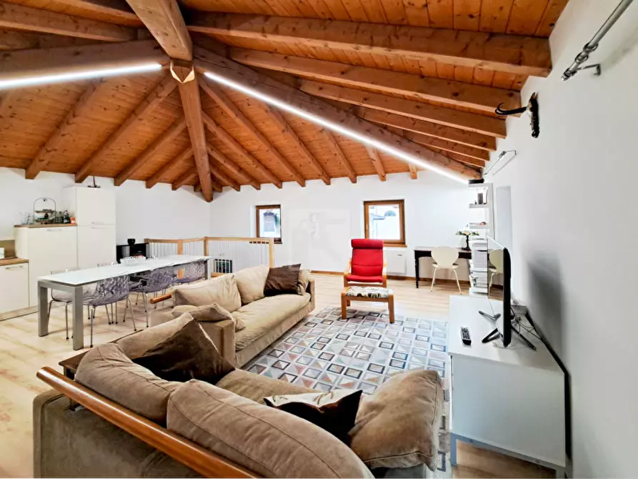 Immagine 6 di Appartamento in vendita  in Piazza Indipendenza a Ledro