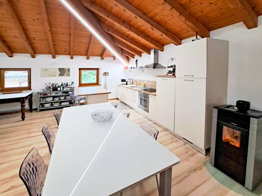 Immagine 7 di Appartamento in vendita  in Piazza Indipendenza a Ledro