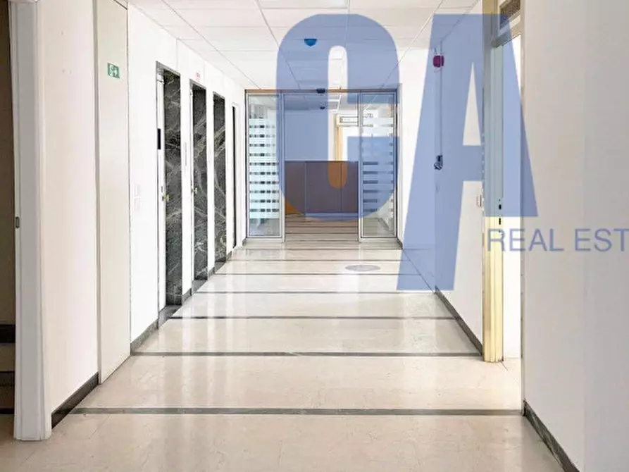 Immagine 2 di Ufficio in affitto  in VIA FARA GUSTAVO a Milano