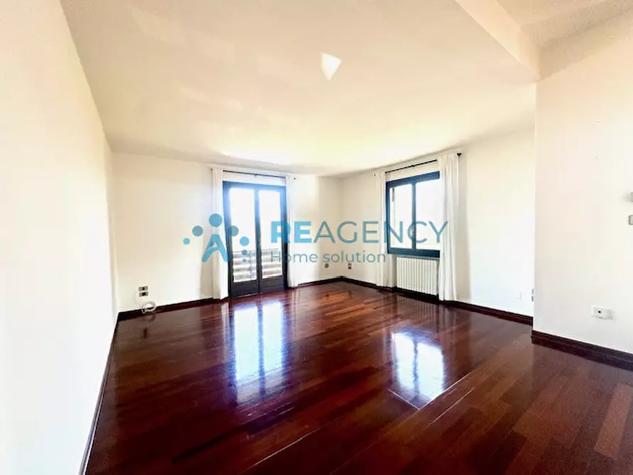 Immagine 4 di Casa indipendente in vendita  a Castelgomberto