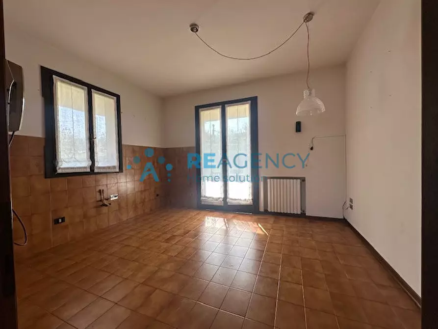 Immagine 6 di Casa indipendente in vendita  a Castelgomberto