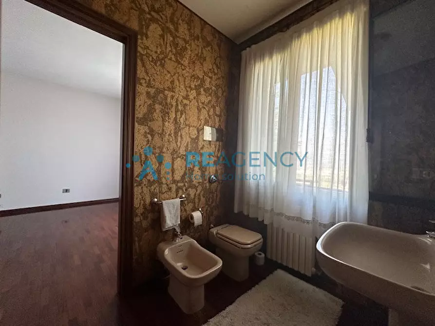 Immagine 12 di Casa indipendente in vendita  a Castelgomberto