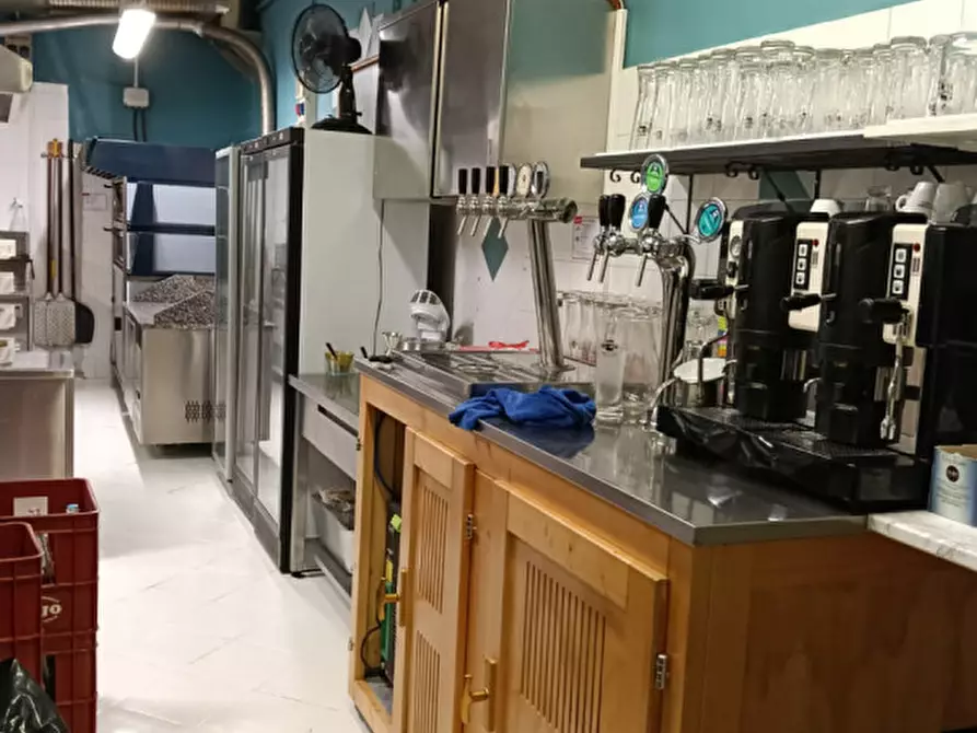 Immagine 8 di Attività commerciale in vendita  in Piazza Santo Stefano 7/a a Casale Monferrato